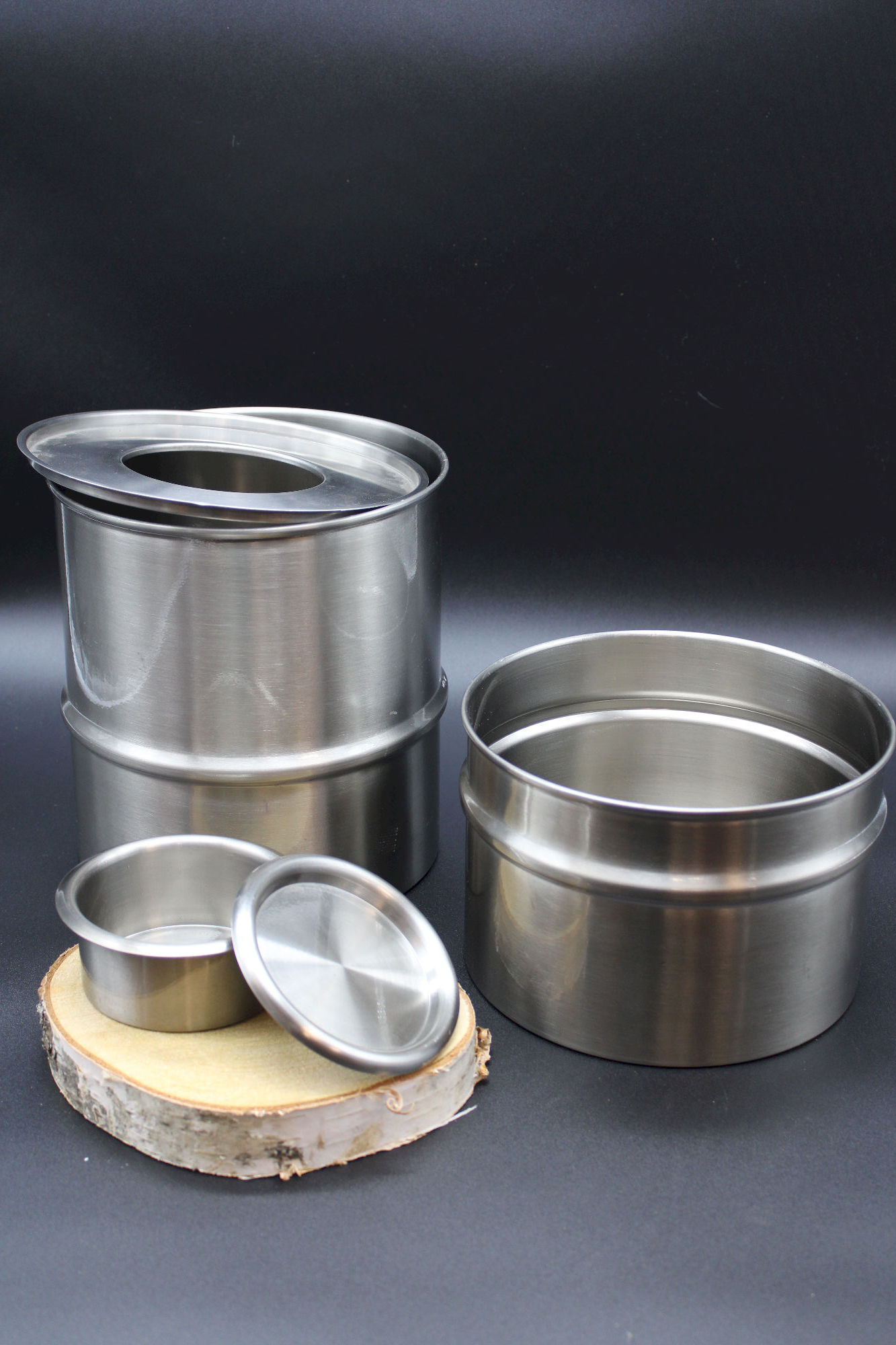 Pots et béchers en inox fabriqués pour les industries pharmaceutique, agroalimentaire et du parfum